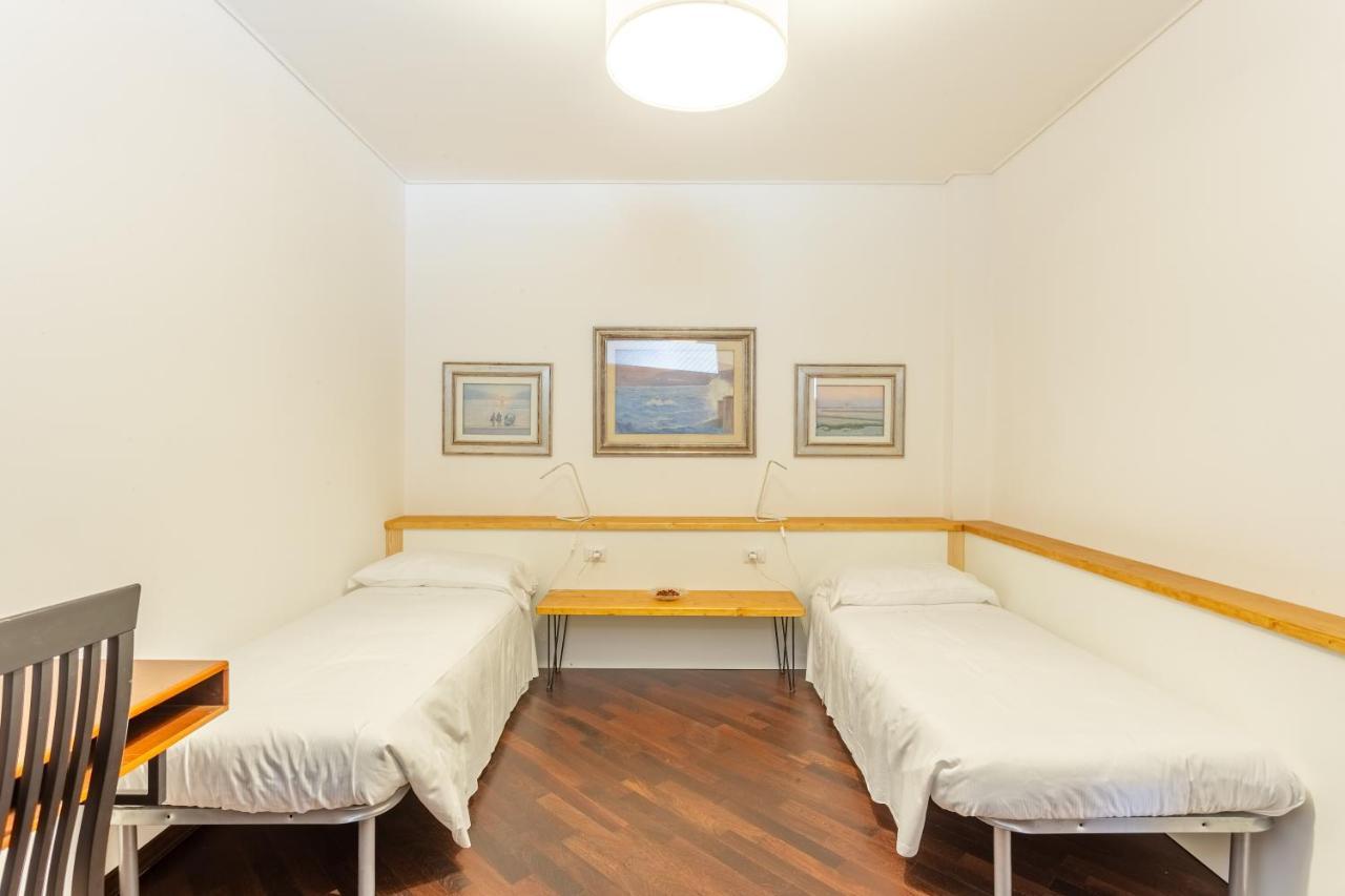 Baveno Beach - Charming Flat With Garden Ngoại thất bức ảnh