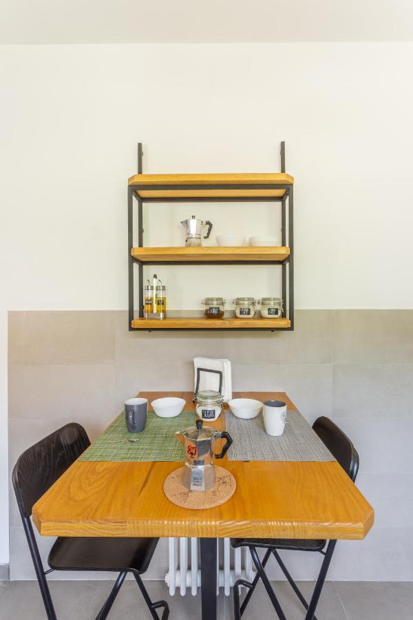 Baveno Beach - Charming Flat With Garden Ngoại thất bức ảnh