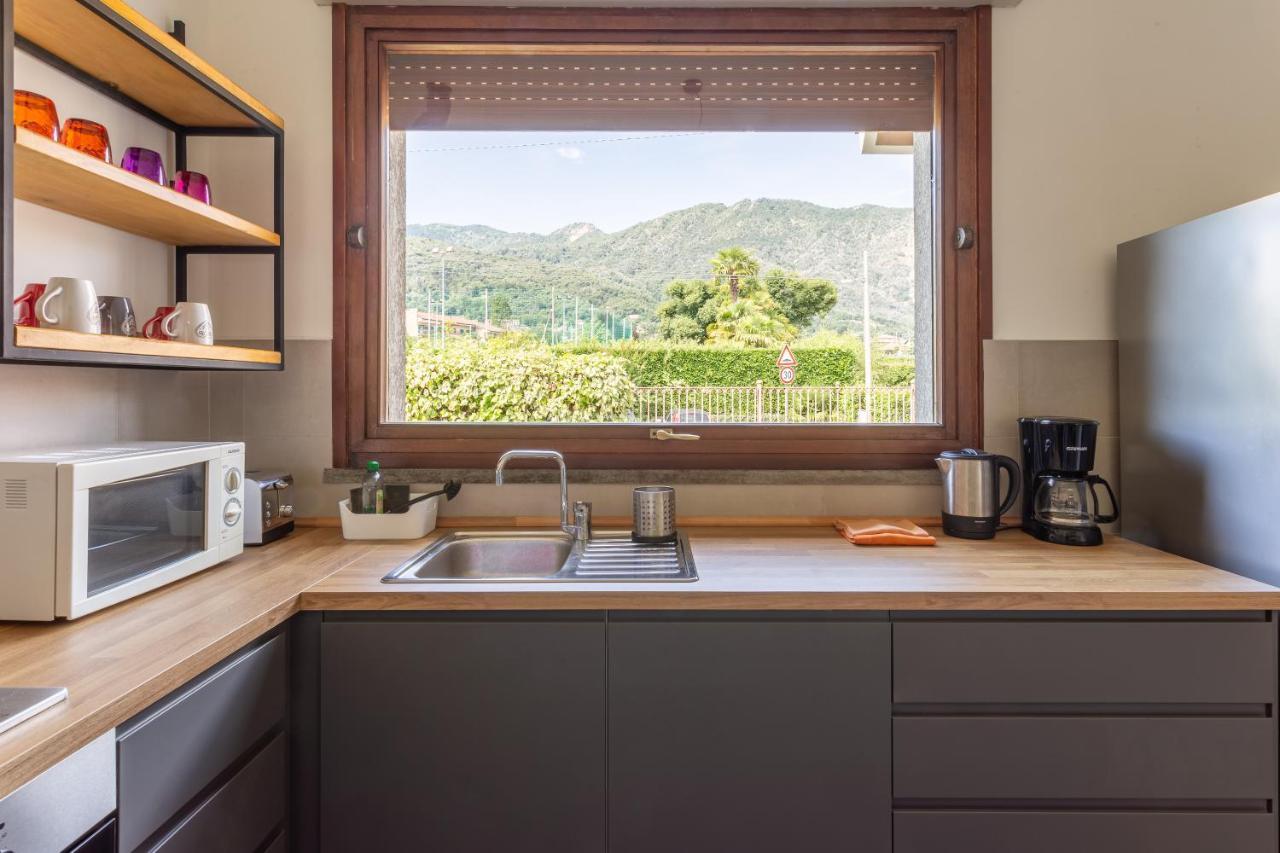 Baveno Beach - Charming Flat With Garden Ngoại thất bức ảnh